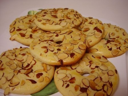 Печенье с орехами и изюмом