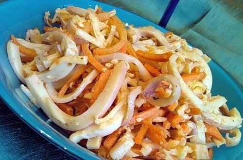 Морковь по-корейски с кальмарами (вариант Хе) Морковь по-корейски с кальмарами (вариант Хе)