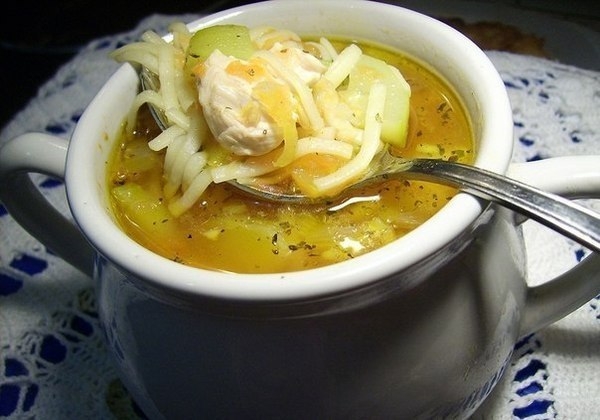 Французский куриный суп с кабачками Французский куриный суп с кабачками