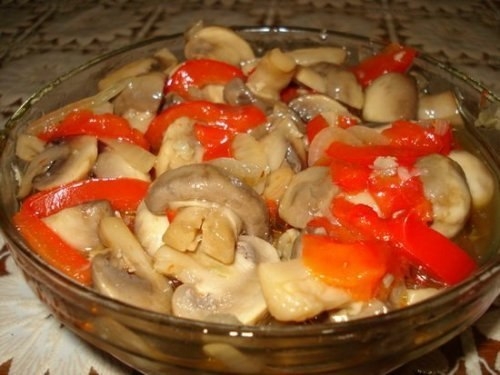 Шампиньоны маринованые Шампиньоны маринованые