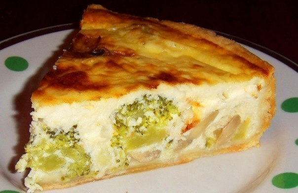 Лоранский пирог с курицей, грибами и брокколи. Ингредиенты Лоранский пирог с курицей, грибами и брокколи. Ингредиенты