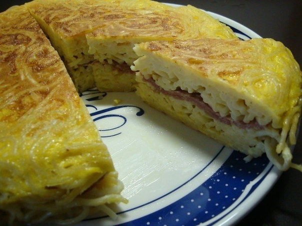 Омлет с макаронами Омлет с макаронами