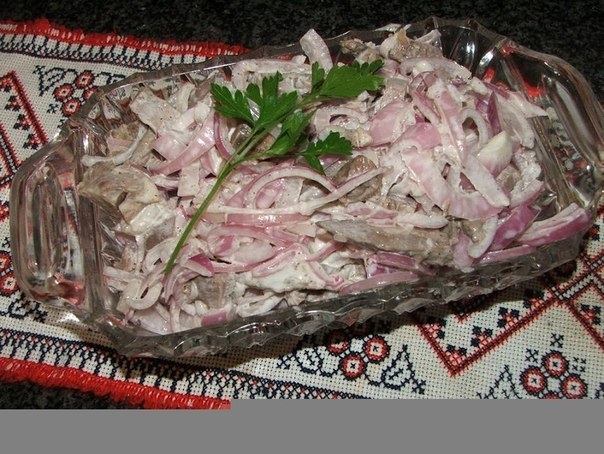 Простой салат с языком Простой салат с языком