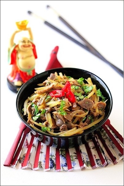 Салат из куриных желудочков по-корейски Салат из куриных желудочков по-корейски
