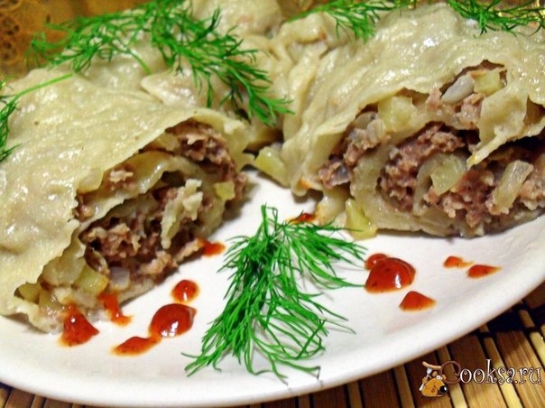 Ханум (паровой рулет с картофелем) Ханум (паровой рулет с картофелем)