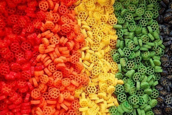 ЦВЕТНЫЕ МАКАРОНЫ