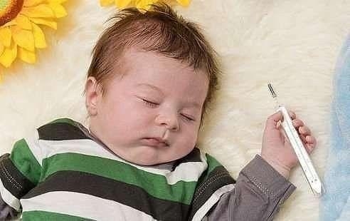 Что МОЖНО и что НЕЛЬЗЯ делать при высокой температуре у ребенка (7 золотых правил) Что МОЖНО и что НЕЛЬЗЯ делать при высокой температуре у ребенка (7 золотых правил)