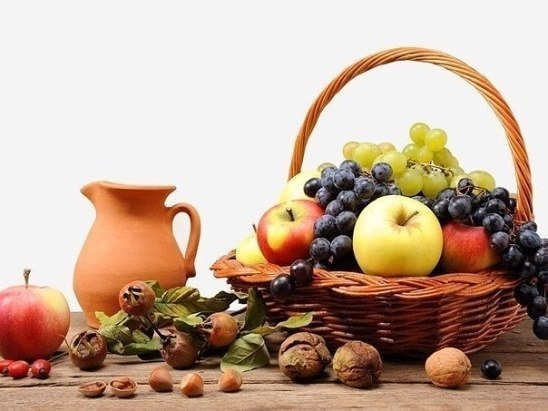 Шиповник вылечит глаза, а вино &mdash; омолодит!