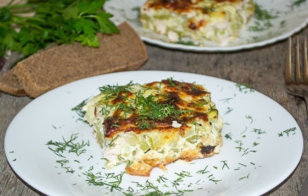 Курица с кабачками в сметане. Курица с кабачками в сметане.