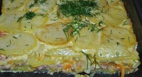 Картофельная запеканка с ветчиной и сыром Картофельная запеканка с ветчиной и сыром
