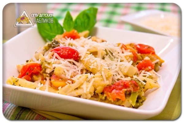 Макароны с брокколи, цветной капустой и куриным филе. Макароны с брокколи, цветной капустой и куриным филе.