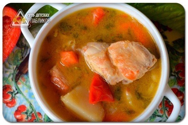 Вкусный гуляш из курицы с подливкой. Вкусный гуляш из курицы с подливкой.