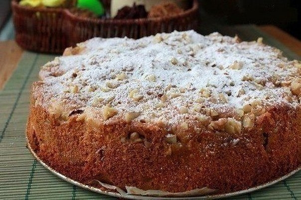 Изумительный медово-яблочный пирог. Изумительный медово-яблочный пирог.