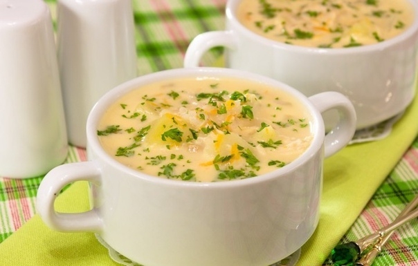Сырный суп с рисом.