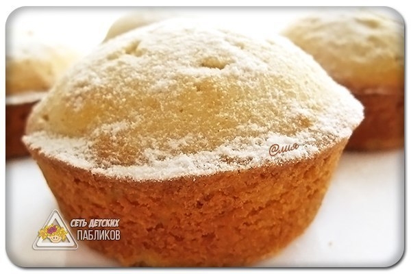 Мини-манник с лимонным курдом.