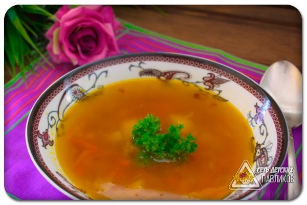 Суп с кусочками говядины. Суп с кусочками говядины.