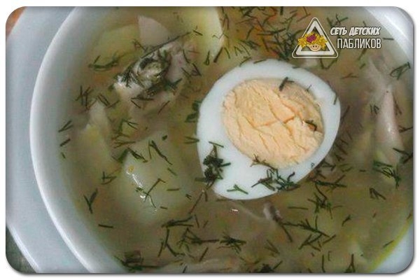 Вкусный куриный суп.