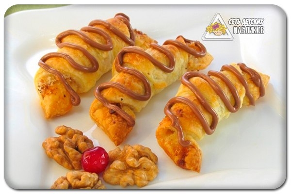 Рогалики с орехами. Рогалики с орехами.