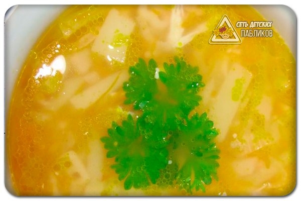 Суп с макаронами и курицей. Суп с макаронами и курицей.