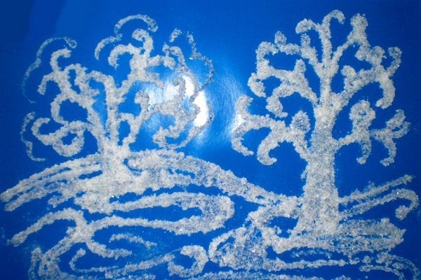 Рисуем картины солью.