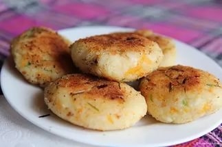 РИСОВЫЕ БИТОЧКИ С КУРИЦЕЙ