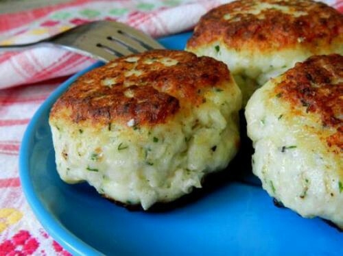 КОТЛЕТЫ ИЗ КУРИНОГО ФИЛЕ С КАБАЧКОМ КОТЛЕТЫ ИЗ КУРИНОГО ФИЛЕ С КАБАЧКОМ