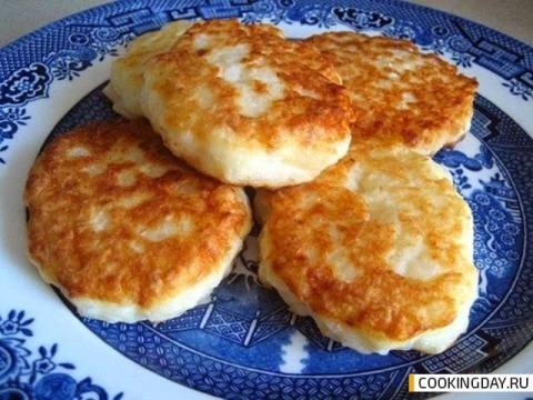 ОЛАДЬИ РИСОВЫЕ С ЯБЛОКАМИ ОЛАДЬИ РИСОВЫЕ С ЯБЛОКАМИ