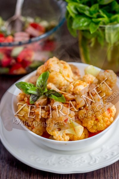 РАГУ С ЦВЕТНОЙ КАПУСТОЙ И КУРИЦЕЙ РАГУ С ЦВЕТНОЙ КАПУСТОЙ И КУРИЦЕЙ