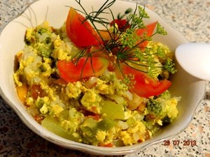 ОВОЩНОЕ РАГУ НА МОЛОКЕ С ЯЙЦОМ И РИСОМ
