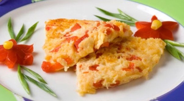 ОМЛЕТ С КУРИНЫМ ФИЛЕ И ОВОЩАМИ