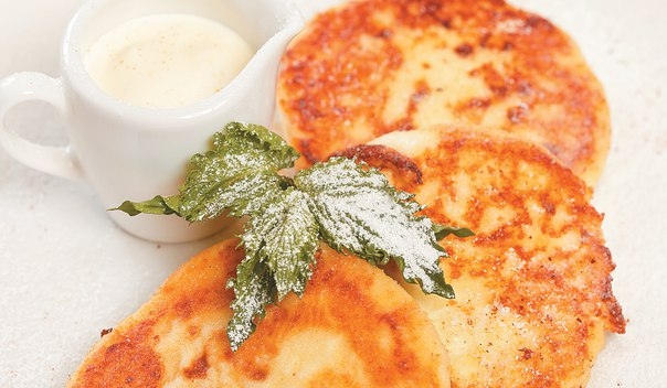 СЫРНИКИ С ЯБЛОКОМ И МОРКОВЬЮ СЫРНИКИ С ЯБЛОКОМ И МОРКОВЬЮ