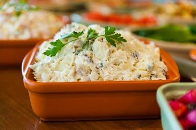 САЛАТ С ТРЕСКОЙ