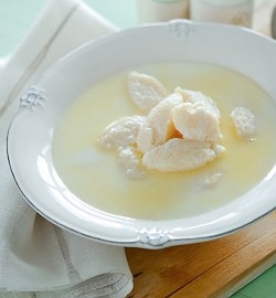 Молочный суп с клецками в мультиварке Молочный суп с клецками в мультиварке