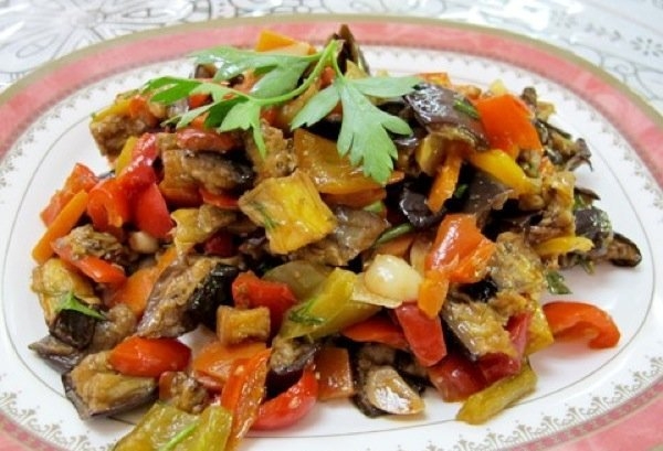 Соте из баклажанов и моркови Соте из баклажанов и моркови
