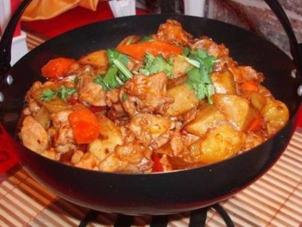 Кролик запеченный с картофелем, кабачками и репой. Кролик запеченный с картофелем, кабачками и репой.
