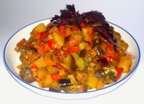 Зимнее овощное рагу с мясом Зимнее овощное рагу с мясом