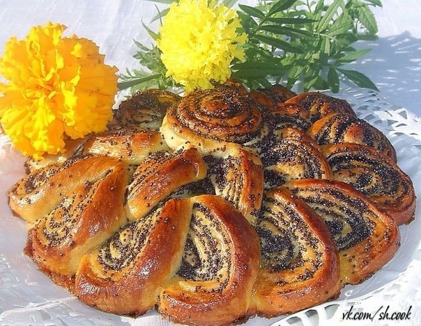 ПИРОГ- РУЛЕТ С МАКОМ