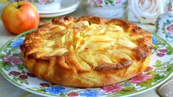 ИТАЛЬЯНСКИЙ ДЕРЕВЕНСКИЙ ПИРОГ С ЯБЛОКАМИ