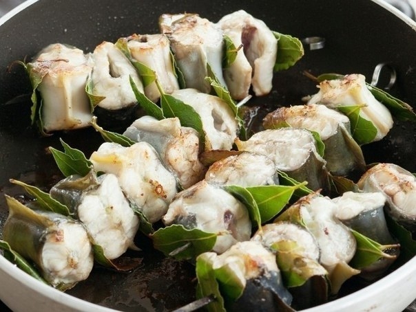 Угорь - деликатесная, с изысканным вкусом рыба; как приготовить пикантные шашлыки с угрем?
