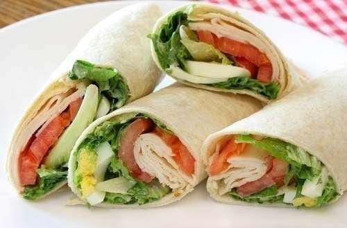 Рулет из лаваша с сыром и зеленью Рулет из лаваша с сыром и зеленью