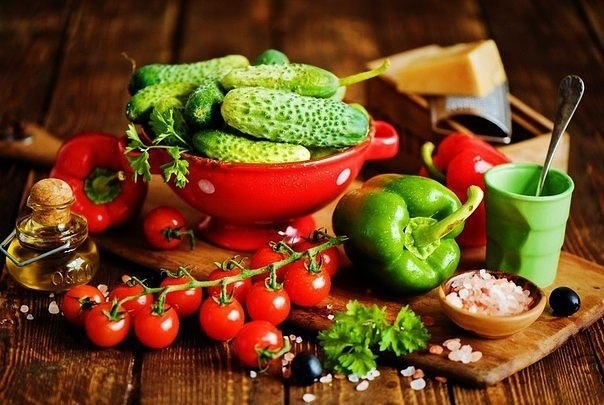 6 продуктов, которые должны быть в рационе женщины.