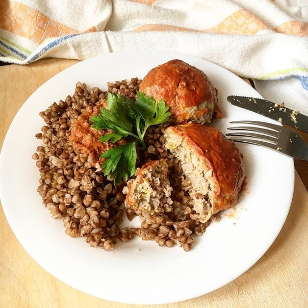 МЯСНЫЕ КОТЛЕТКИ С ОВОЩАМИ "НАША ТАЙНА"