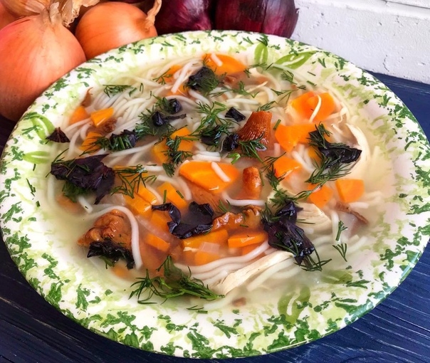 КУРИНАЯ ЛАПША С ГРИБАМИ