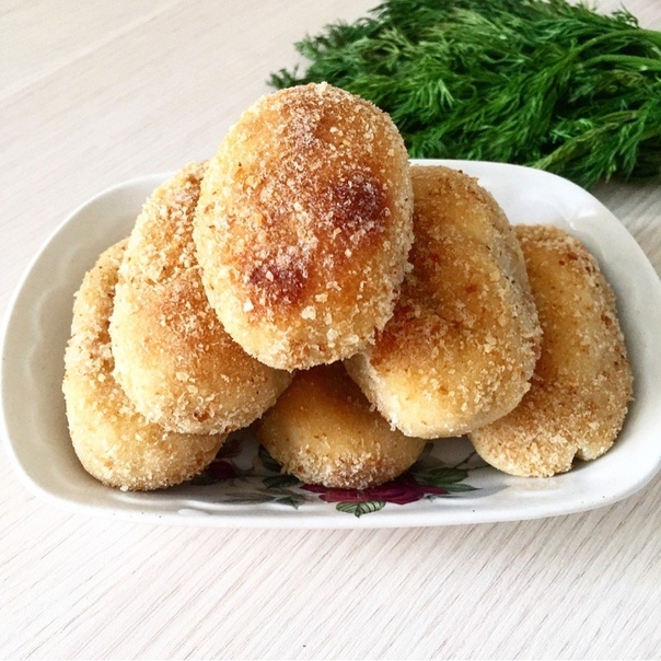 КАРТОФЕЛЬНЫЕ КОТЛЕТКИ-ПИРОЖКИ С ГРИБАМИ