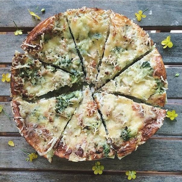 ПИРОГ С БРОККОЛИ, ИНДЕЙКОЙ И СЫРОМ