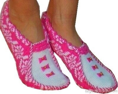 СВЯЗАТЬ НОСОЧКИ-ТАПОЧКИ СПИЦАМИ СВЯЗАТЬ НОСОЧКИ-ТАПОЧКИ СПИЦАМИ