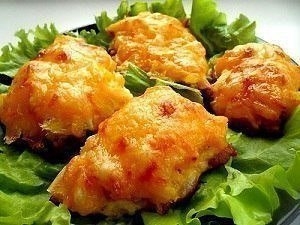 КУРОЧКА С АНАНАСАМИ И СЫРОМ