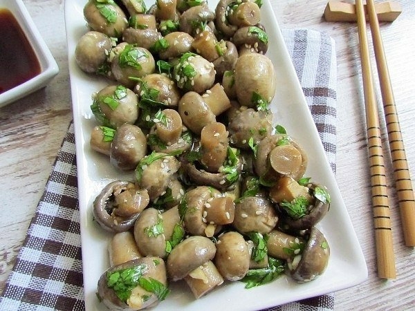 ВКУСНЫЕ ШАМПИНЬОНЫ ПО-КОРЕЙСКИ ВКУСНЫЕ ШАМПИНЬОНЫ ПО-КОРЕЙСКИ