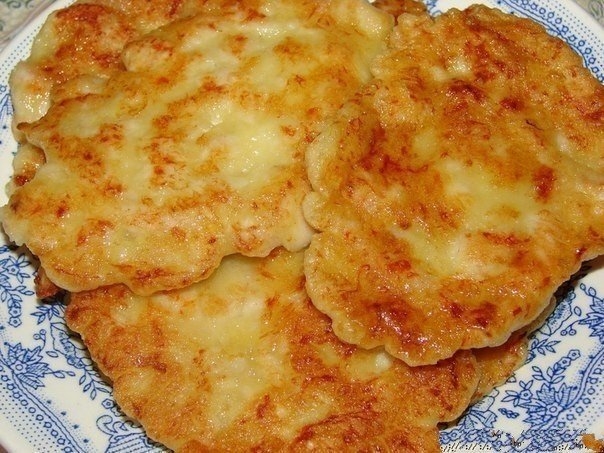 СОЧНЫЕ ОЛАДЬИ ИЗ КУРИЦЫ