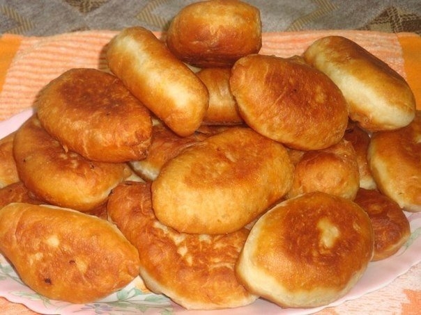 Очень быстрые и вкусные пирожки. Очень быстрые и вкусные пирожки.